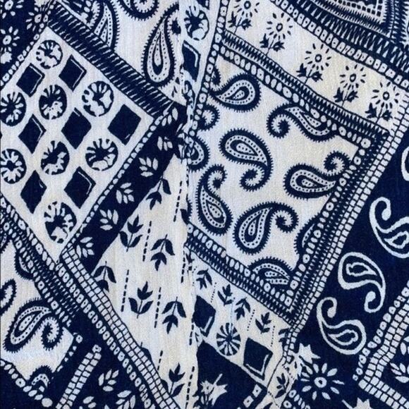 Vanilla Star blue and white paisley handkerchief print tank top | Sz S - Picture 3 of 7